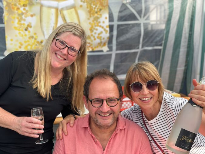 Sektbar der Goldenschnitten auf dem Sommerfest