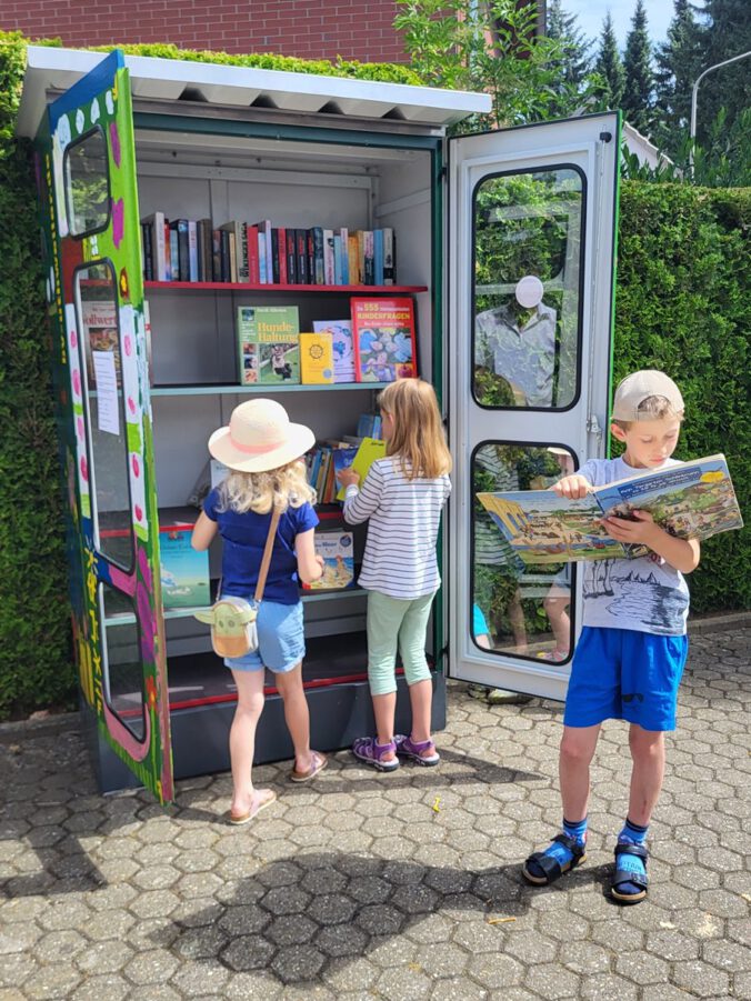 Die Bücher finden direkt neue Leser.